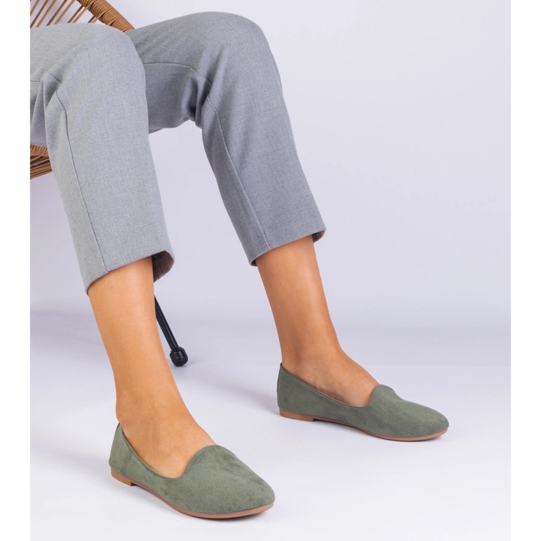 Zielone klasyczne balerinki z ekozamszu 1