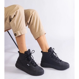 Czarne ciepłe botki Lee Cooper LCJ-23-31-3028L 1