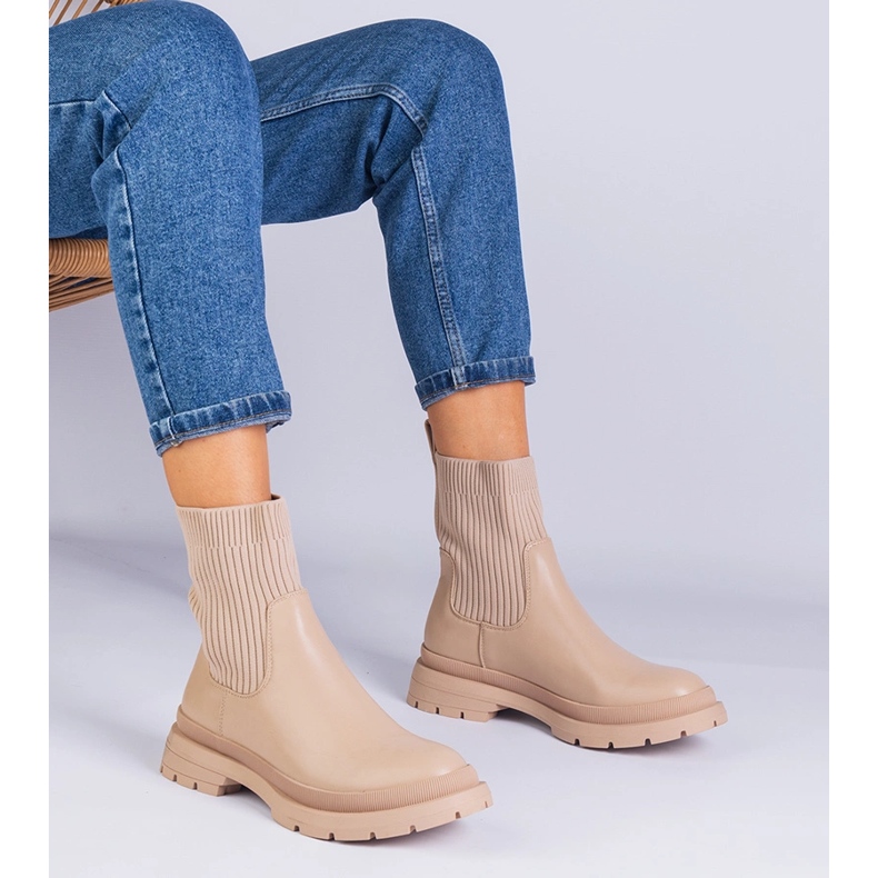 Brązowe botki z materiałową cholewką beżowe 1