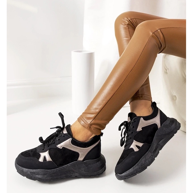 D/GMR Czarne sneakersy z złotymi akcentami Davis 2