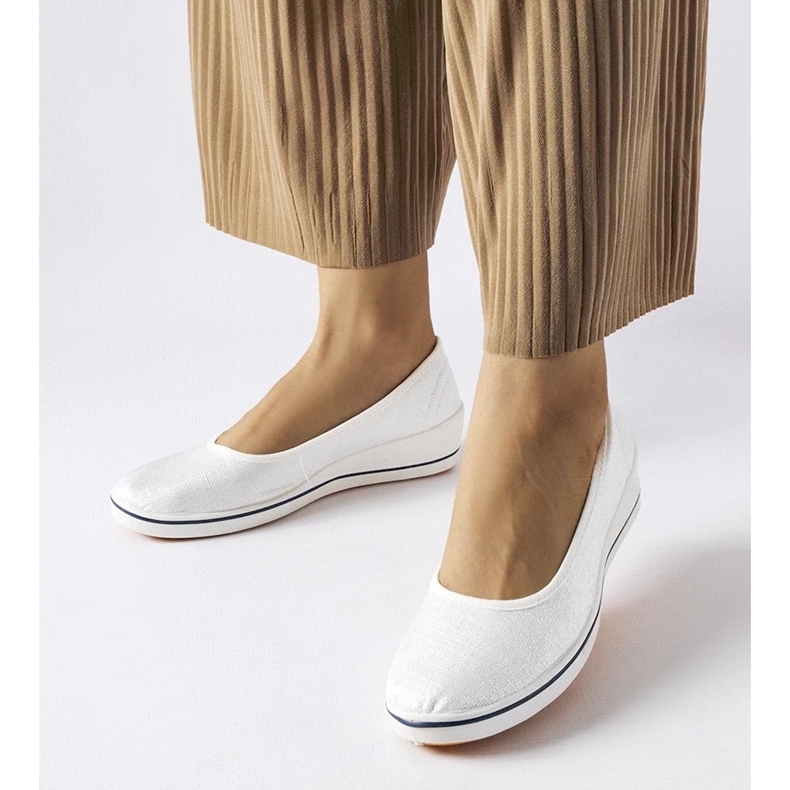 D/GMR Błyszczące baleriny ecru na koturnie Morrison beżowy 1