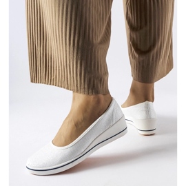 D/GMR Błyszczące baleriny ecru na koturnie Morrison beżowy 2