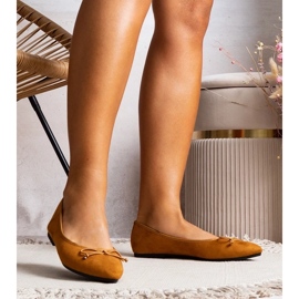 D/GMR Camelowe balerinki z noskiem w szpic Latour brązowe 2