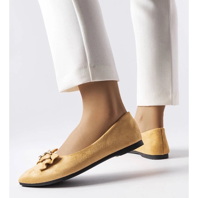 D/GMR Beżowe balerinki ze szpiczastym noskiem Jetté beżowy 2