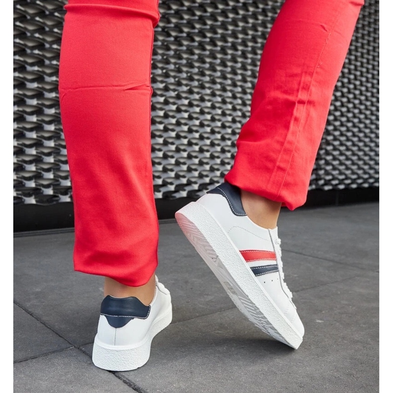 D/GMR Białe skórzane wiązane sneakersy Camilla 1