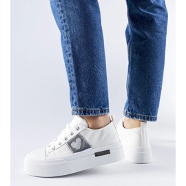 D/GMR Biało-srebrne trampki na platformie Lawton białe 1