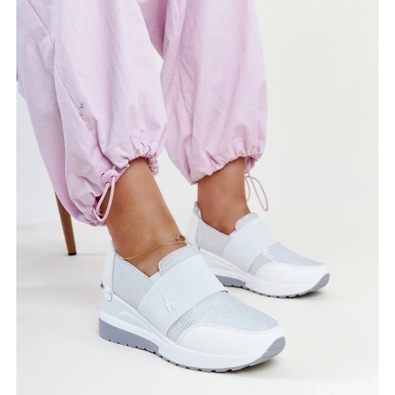 D/GMR Białe sneakersy na koturnie Kallay 1