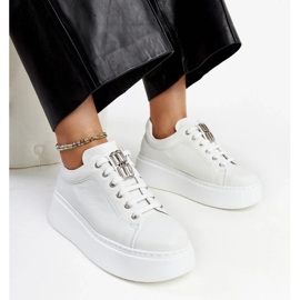 D/GMR Białe skórzane sneakersy Karino 1