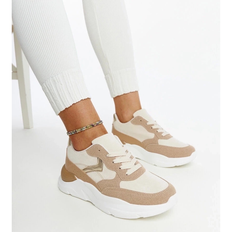 D/GMR Brązowe sneakersy na platformie Nereida 2