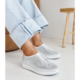 Srebrne skórzane sneakersy na platformie Amana srebrny 1