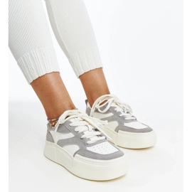 Szaro-białe skórzane sneakersy na grubej podeszwie Kawthar 2