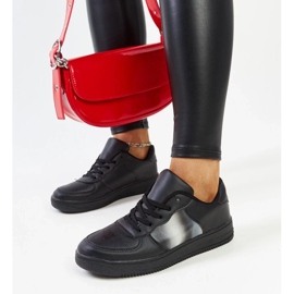 Czarne sneakersy na platformie Asmarina 1