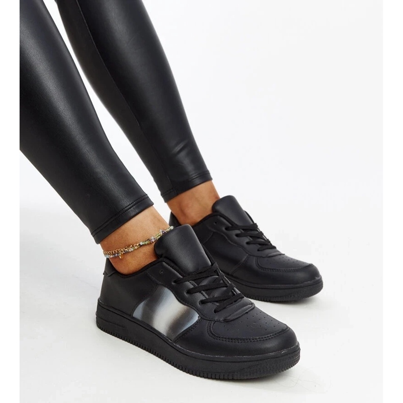 Czarne sneakersy na platformie Asmarina 2