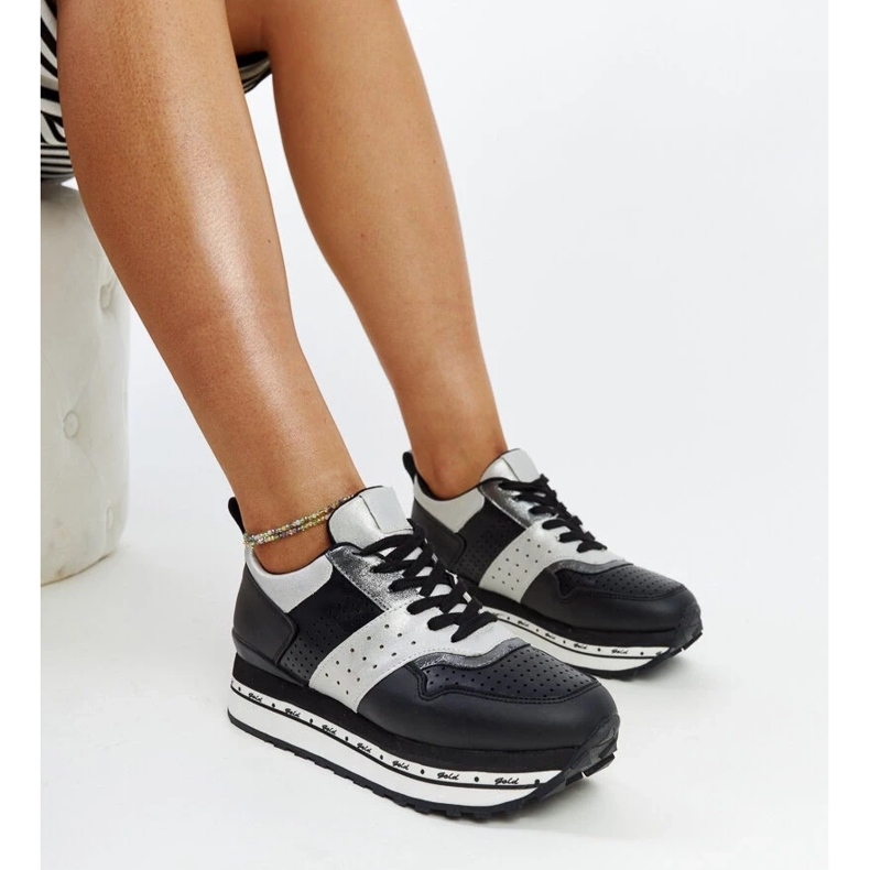 Czarne sneakersy na wysokiej podeszwie Askalua 1