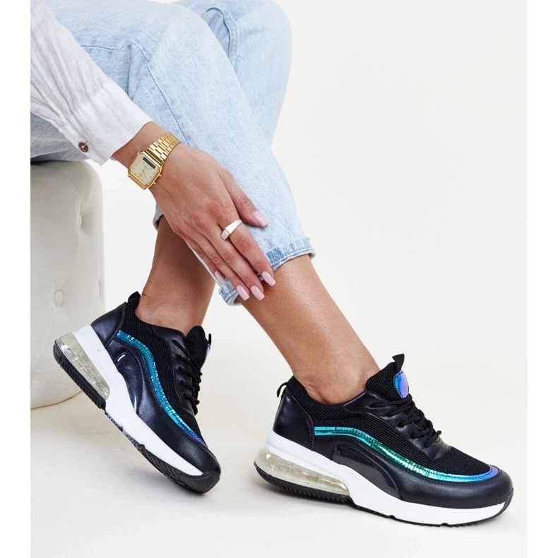 Czarne sneakersy z hologramem Jelka 2