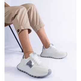 D/CEO Białe sneakersy na platformie Cremorna 1