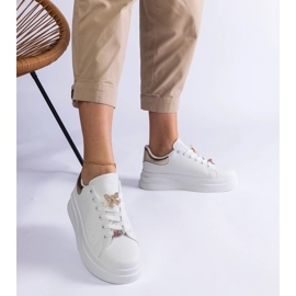 D/CEO Białe sneakersy na platformie zdobione motylkiem Aranda 2