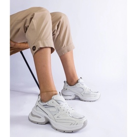 D/CEO Białe sneakersy na masywnej podeszwie Adoma 1