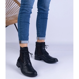 Czarne ażurowe płaskie botki Reeves 1