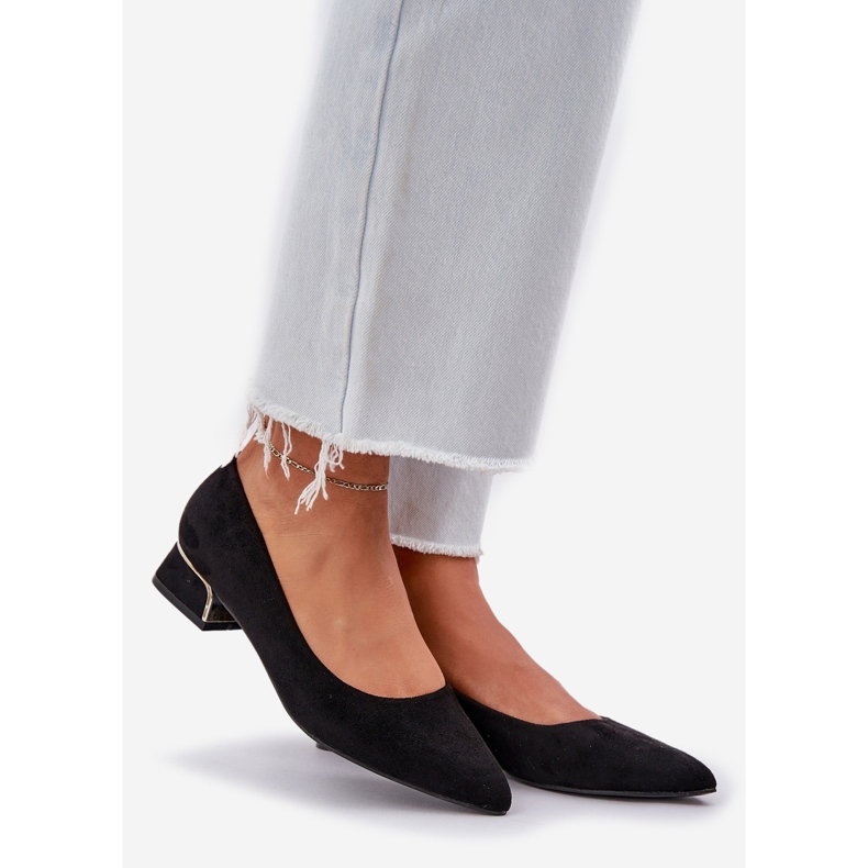 Czółenka Na Niskim Obcasie I Szpiczastymi Noskami Czarne 1