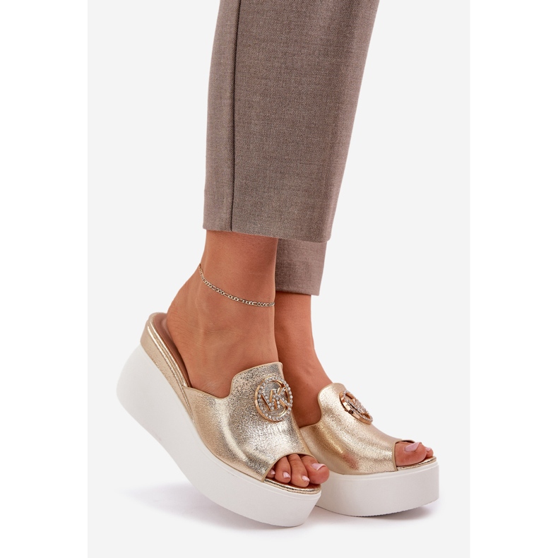 Klapki Na Platformie I Koturnie Z Ozdobą Złote złoty 1