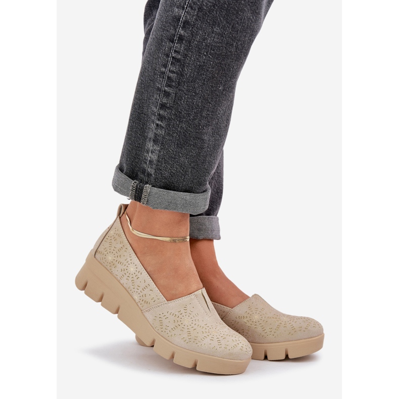 Jezzi Półbuty Damskie Z Ażurowym Wzorem Na Koturnie Złote złoty 1