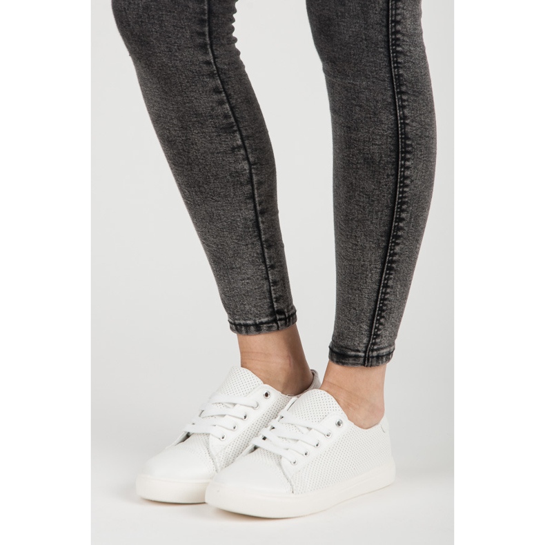Ażurowe tenisówki białe 1
