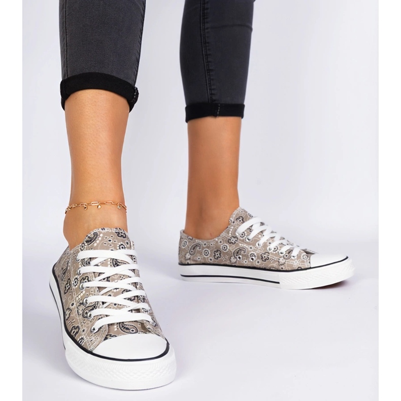 Brązowe trampki damskie materiałowe w azteckim stylu 1