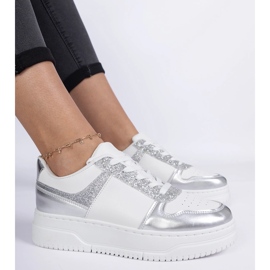 Srebrne sneakersy damskie na grubej podeszwie srebrny 4