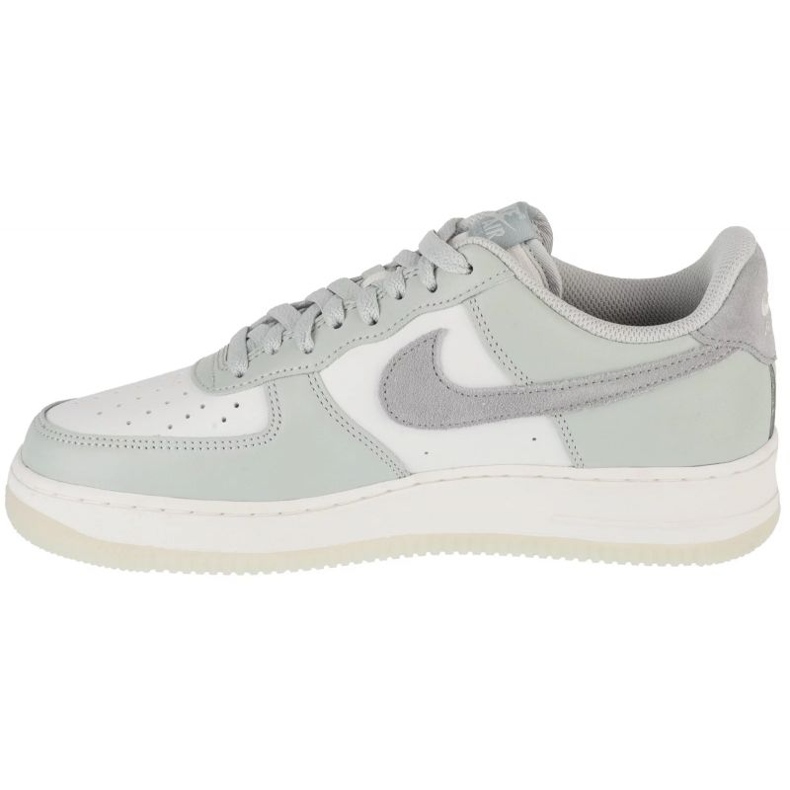 Buty Nike Air Force 1 07 LV8 FJ4170-003 białe 1
