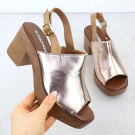 M. DASZYŃSKI Sandały damskie na słupku złote M.Daszyński MR23126-7 złoty 1