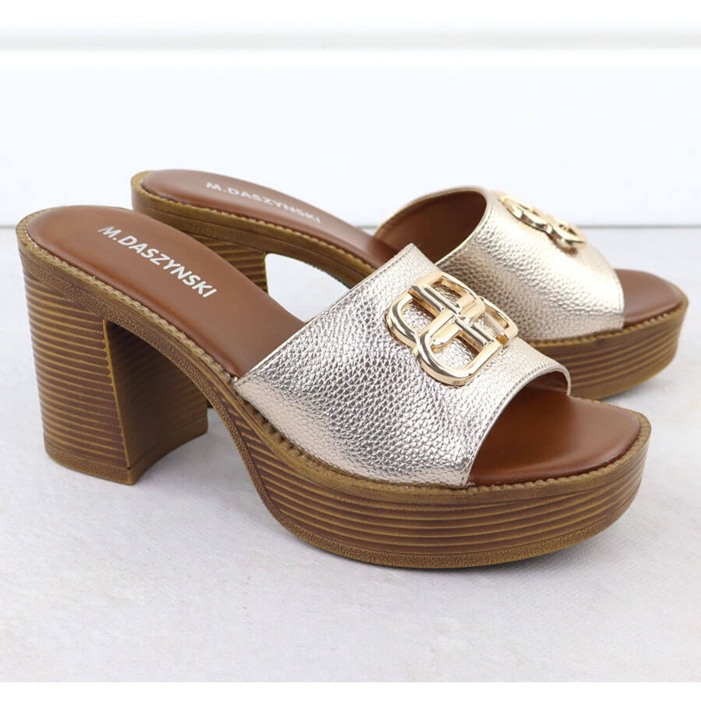 M. DASZYŃSKI Klapki damskie na słupku i platformie złote M.Daszyński MR24146-3 złoty 2