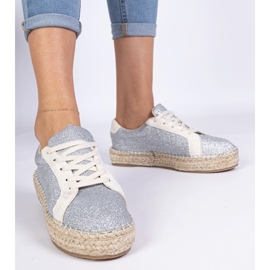 Srebrne damskie espadryle zdobione brokatem srebrny 1
