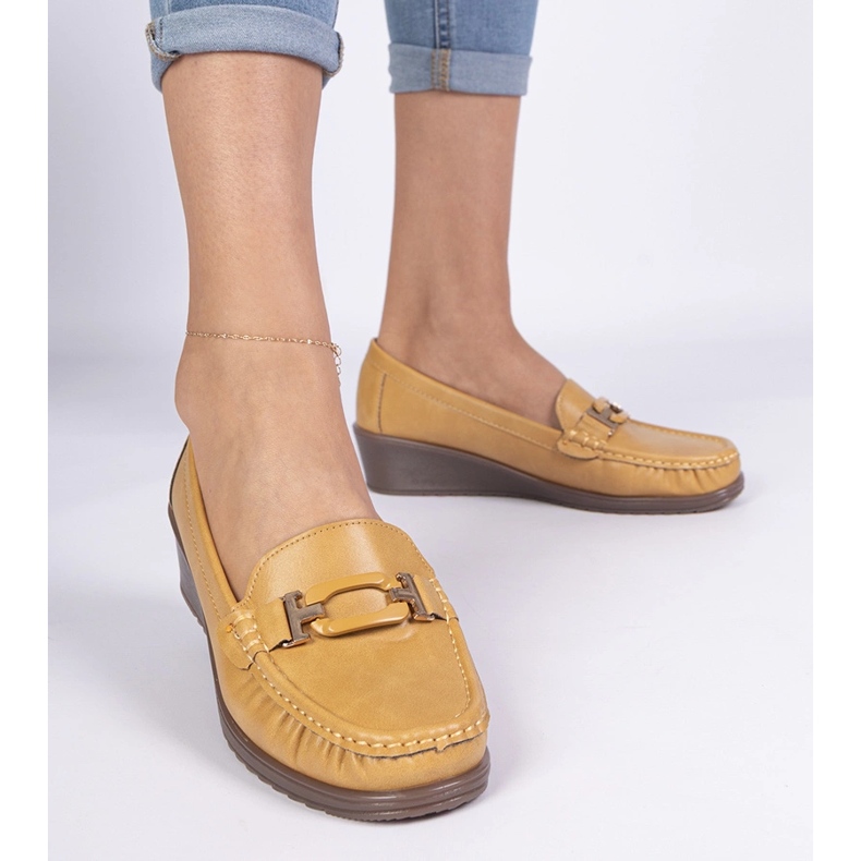 Zółte mokasyny damskie na koturnie z ekoskóry żółte 1