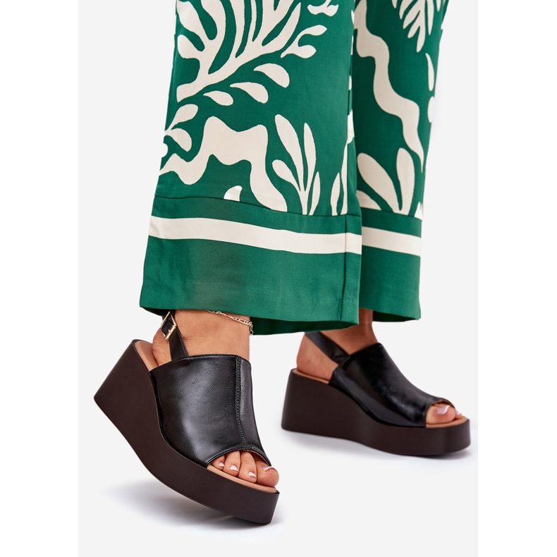 Jezzi Sandały Damskie Z Eko Skóry Na Platformie I Koturnie Czarne 1