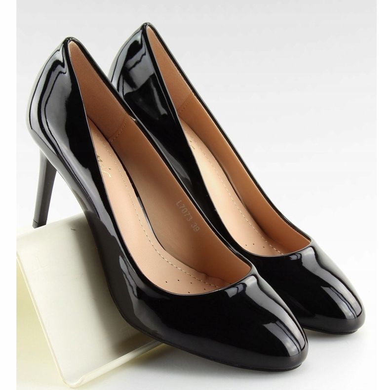 Czółenka damskie lakierowane czarne L7073 Black 1