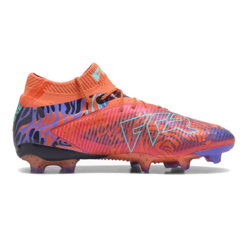 Buty piłkarskie Puma Future 8 Ultimate Creativity Fg 108428-01 czerwone 1