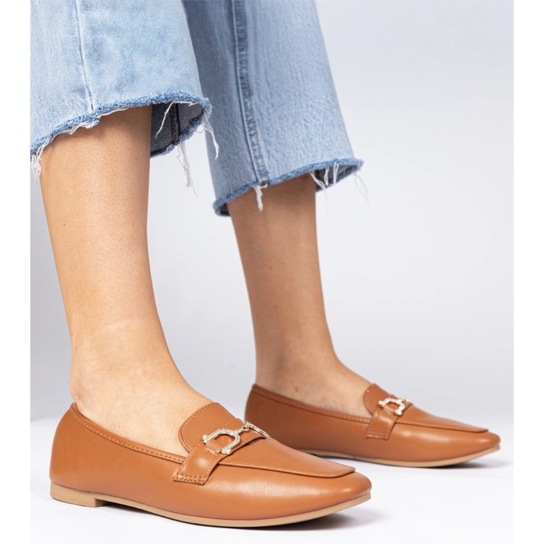 Brązowe eleganckie mokasyny z cyrkoniami 1