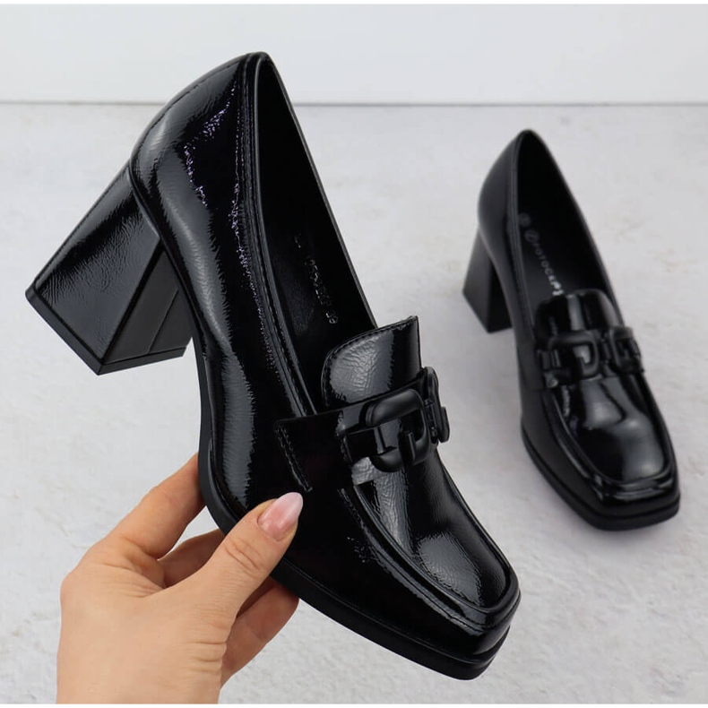 Lakierowane półbuty damskie na słupku czarne Potocki SZ12553 2