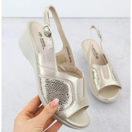 Sandały damskie na koturnie komfortowe beżowe Unisoft 8876 beżowy 1