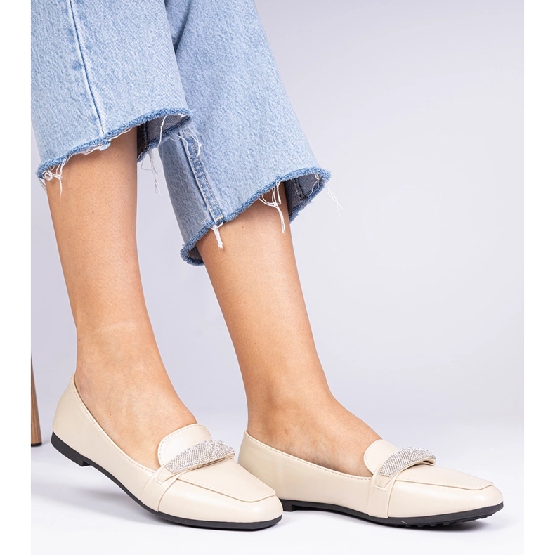 Beżowe damskie mokasyny z cyrkoniami beżowy 2