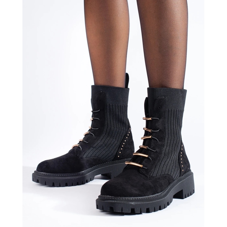 Czarne zamszowe wiązane workery 2