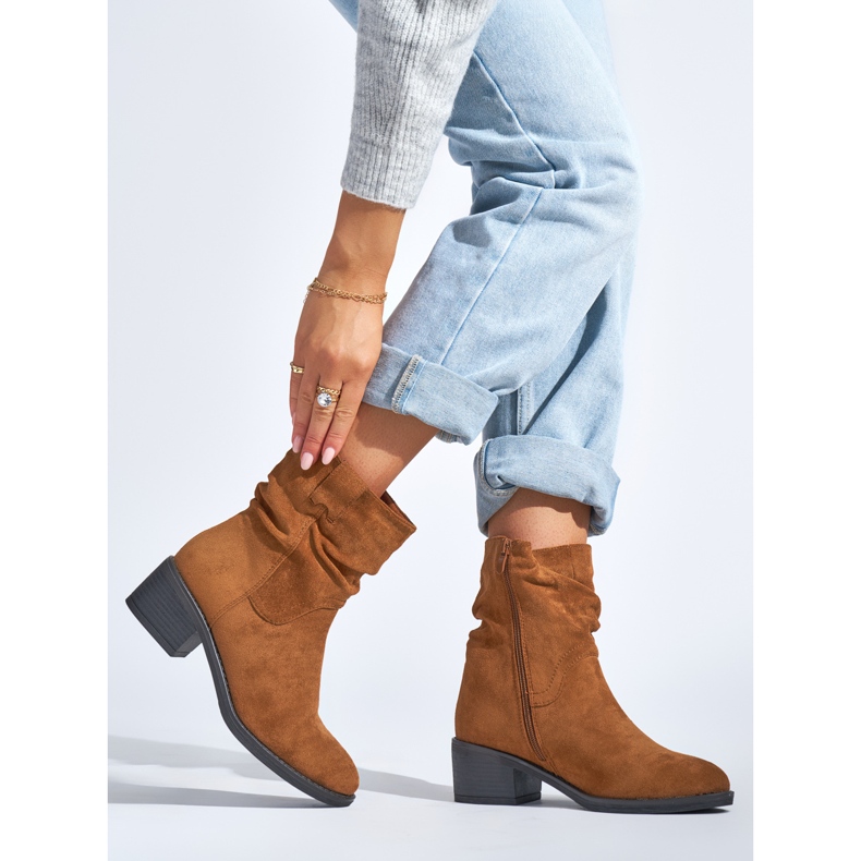 Brązowe botki kowbojki damskie 2