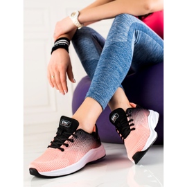 Lekkie buty sportowe DK czarne 1