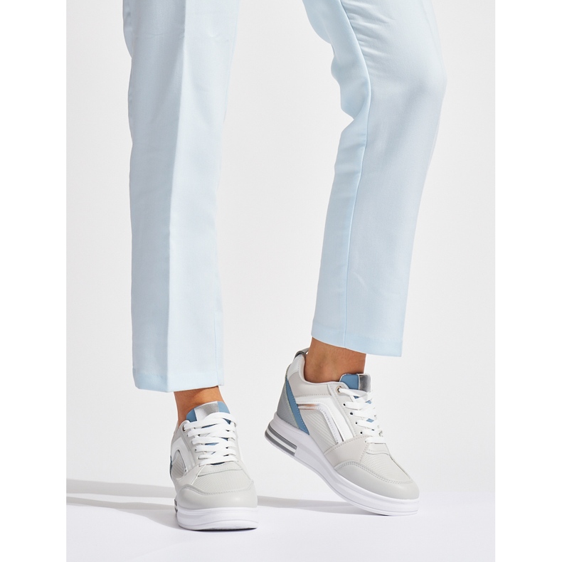 Damskie szare sneakersy z ukrytą koturną 1