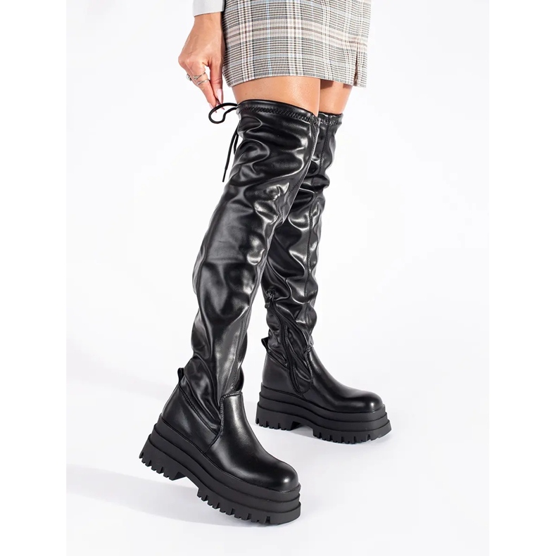 Czarne muszkieterki na platformie 1