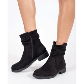 Czarne zamszowe botki kowbojki damskie 2