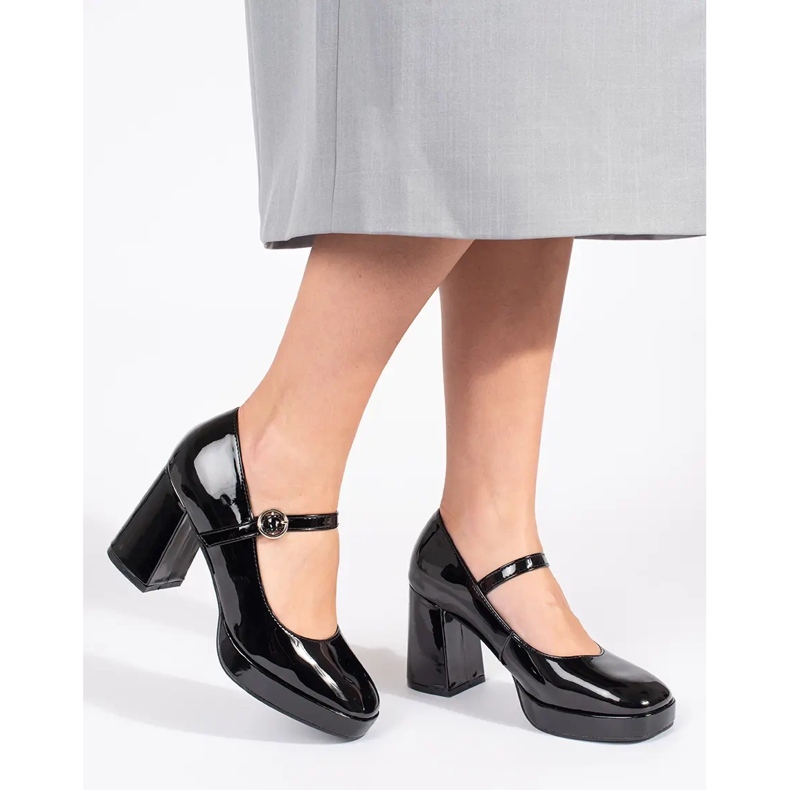 Seastar Czarne lakierowane półbuty damskie na słupku ze sprzączką 1