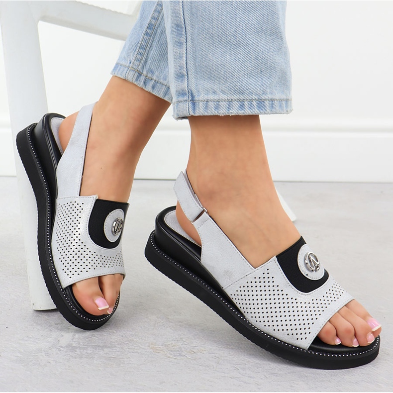 Sandały damskie na podwyższeniu z gumą srebrne Jezzi RMR2267-2 srebrny 1