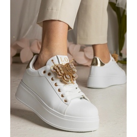 Biało-złote sneakersy zdobione motylkiem z cyrkoniami białe 5